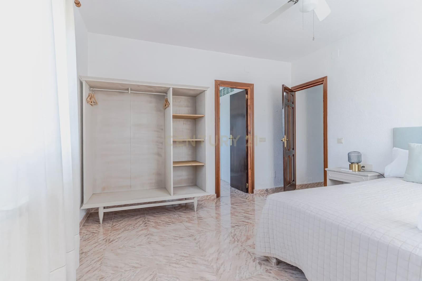 30 bedroom Finca/Country House for sale in Gojar - € 970,000 (Ref: 9289739)