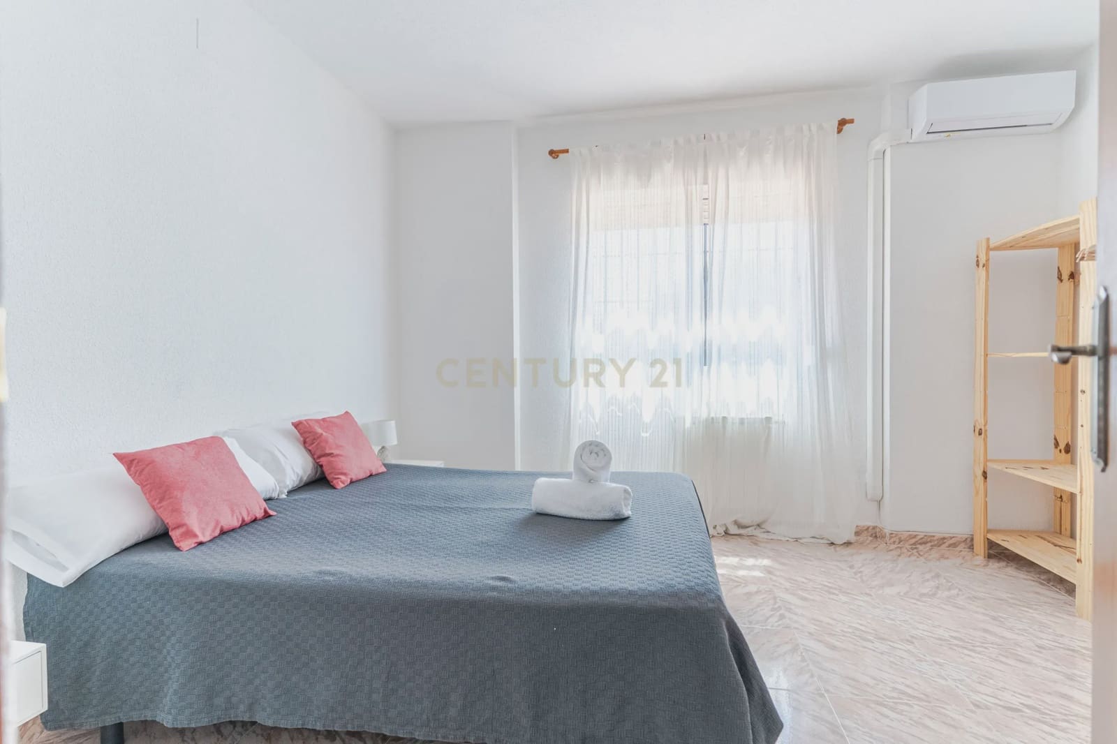 30 bedroom Finca/Country House for sale in Gojar - € 970,000 (Ref: 9289739)