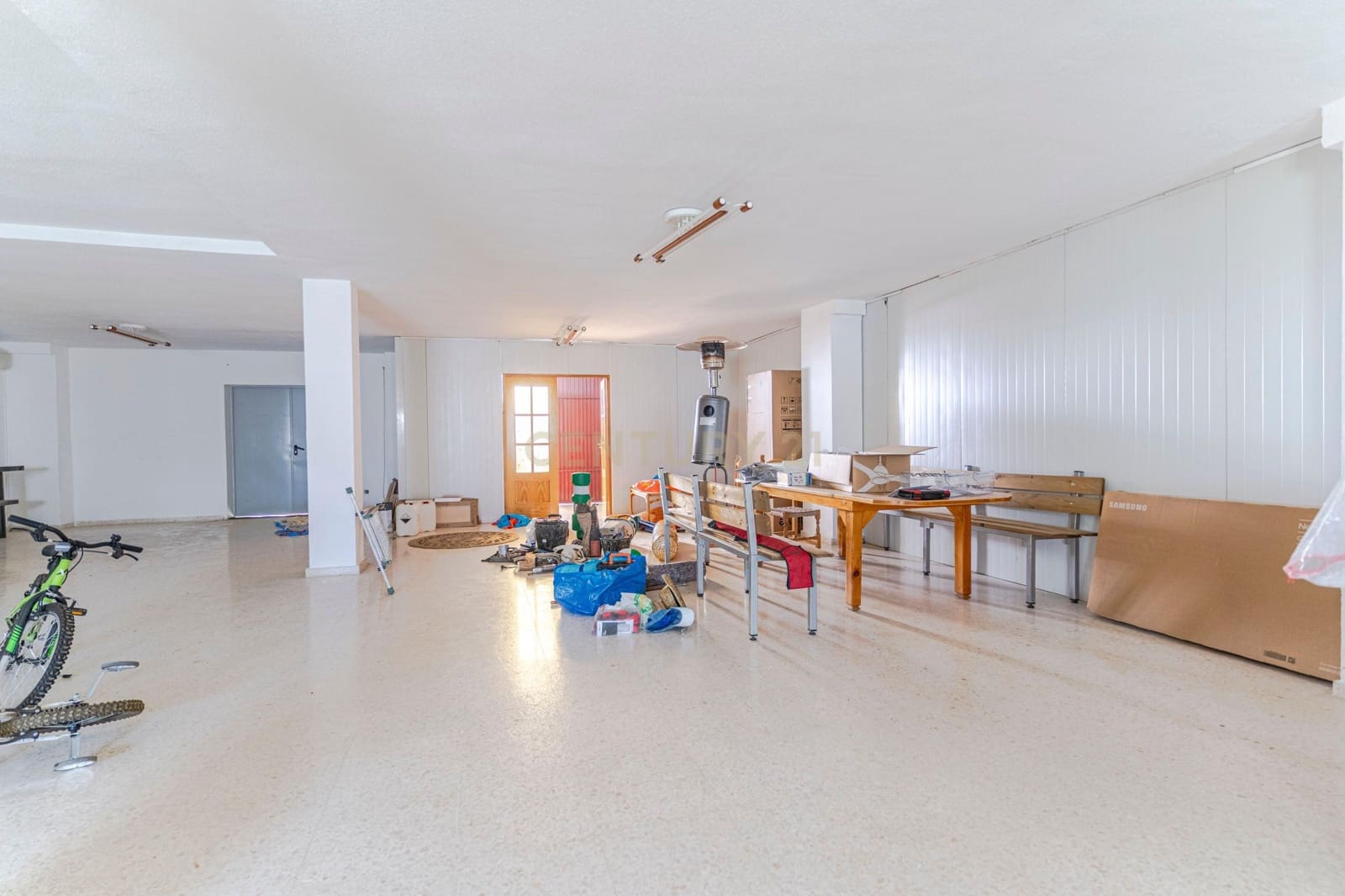 30 bedroom Finca/Country House for sale in Gojar - € 970,000 (Ref: 9289739)