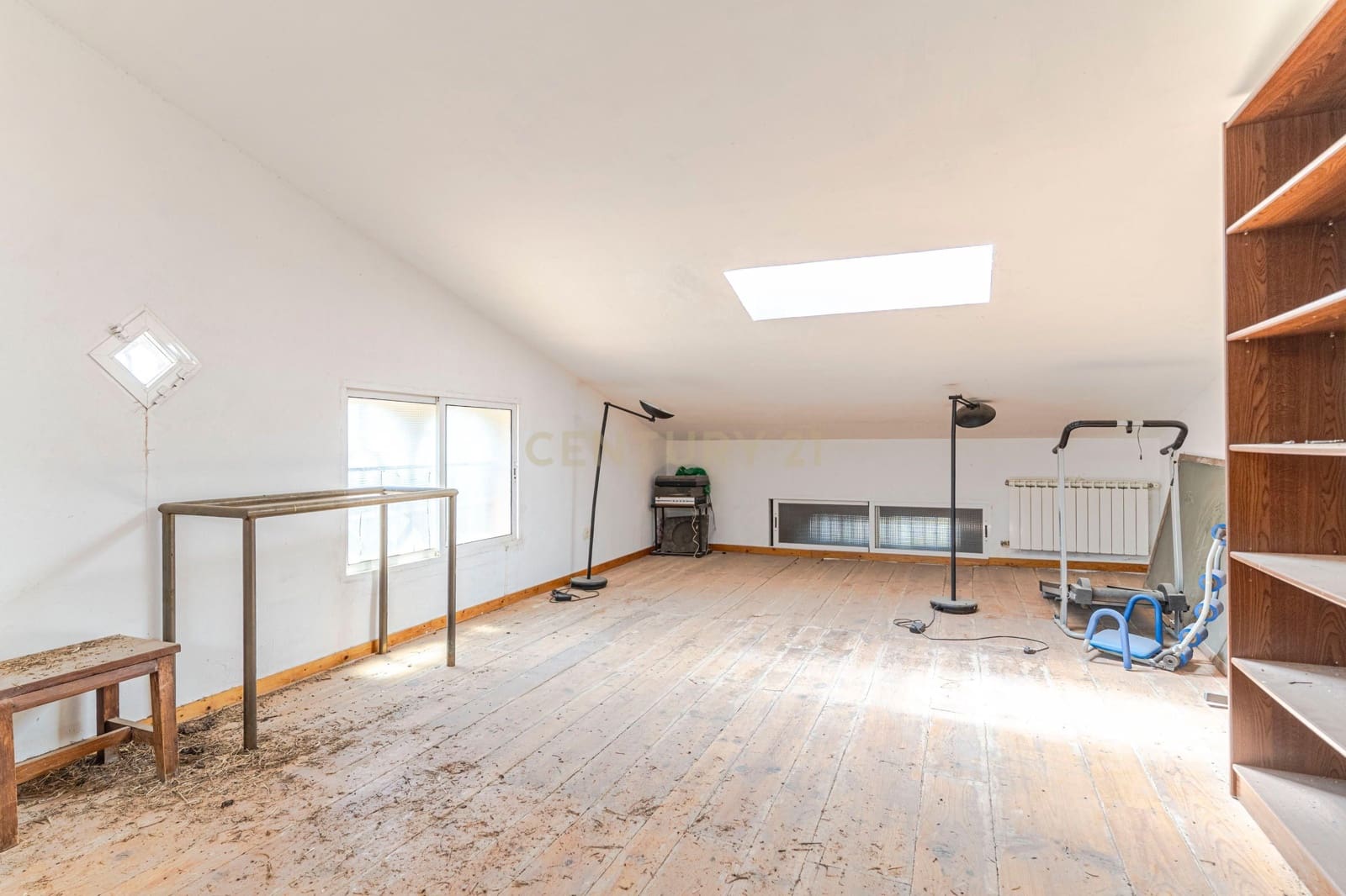 30 bedroom Finca/Country House for sale in Gojar - € 970,000 (Ref: 9289739)