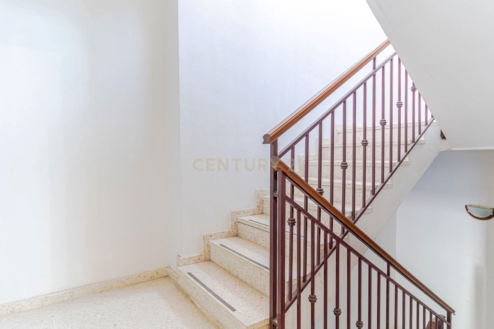 30 bedroom Finca/Country House for sale in Gojar - € 970,000 (Ref: 9289739)