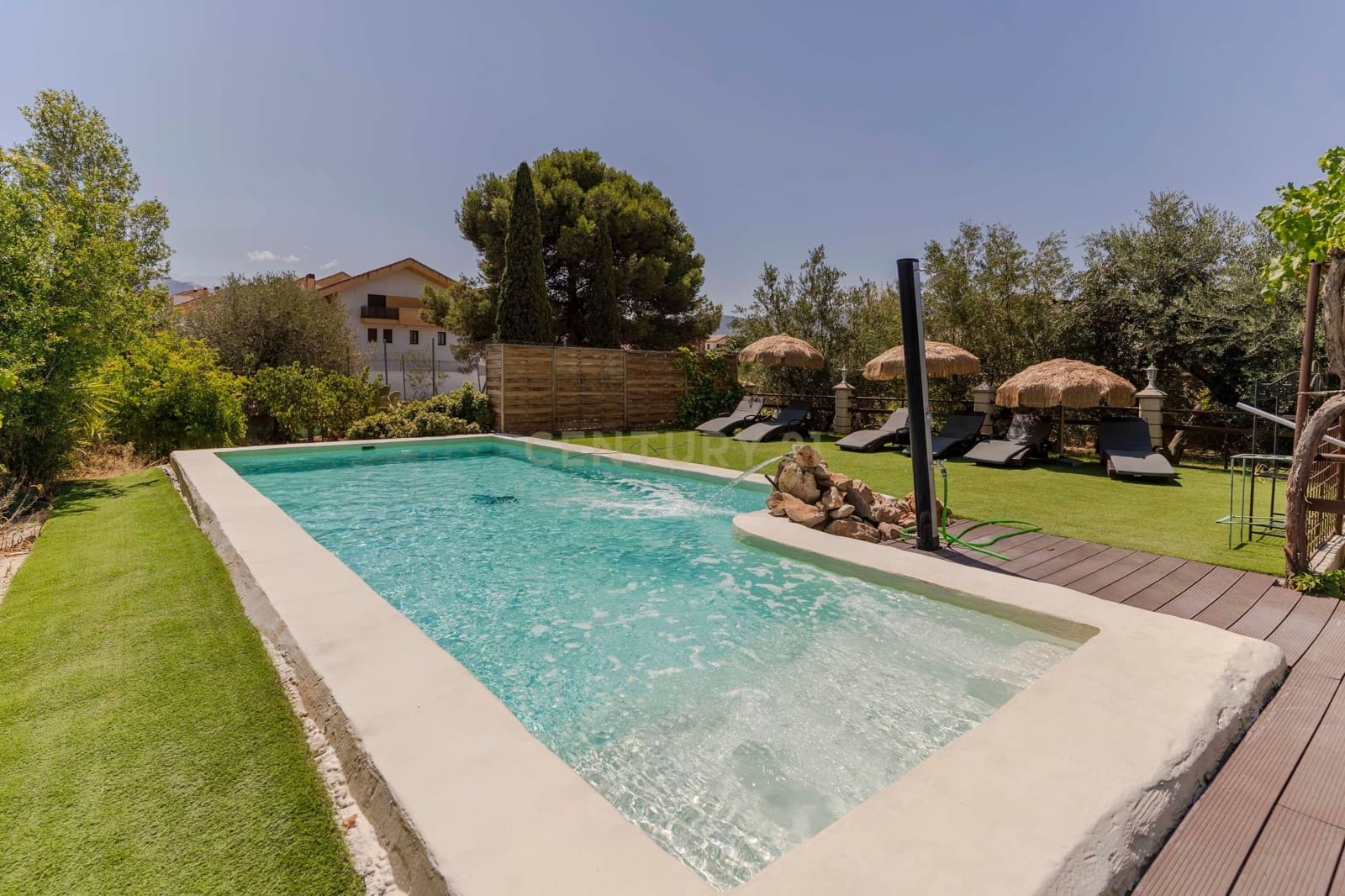 30 bedroom Finca/Country House for sale in Gojar - € 970,000 (Ref: 9289739)