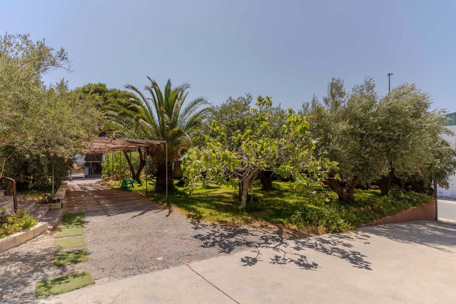 30 bedroom Finca/Country House for sale in Gojar - € 970,000 (Ref: 9289739)