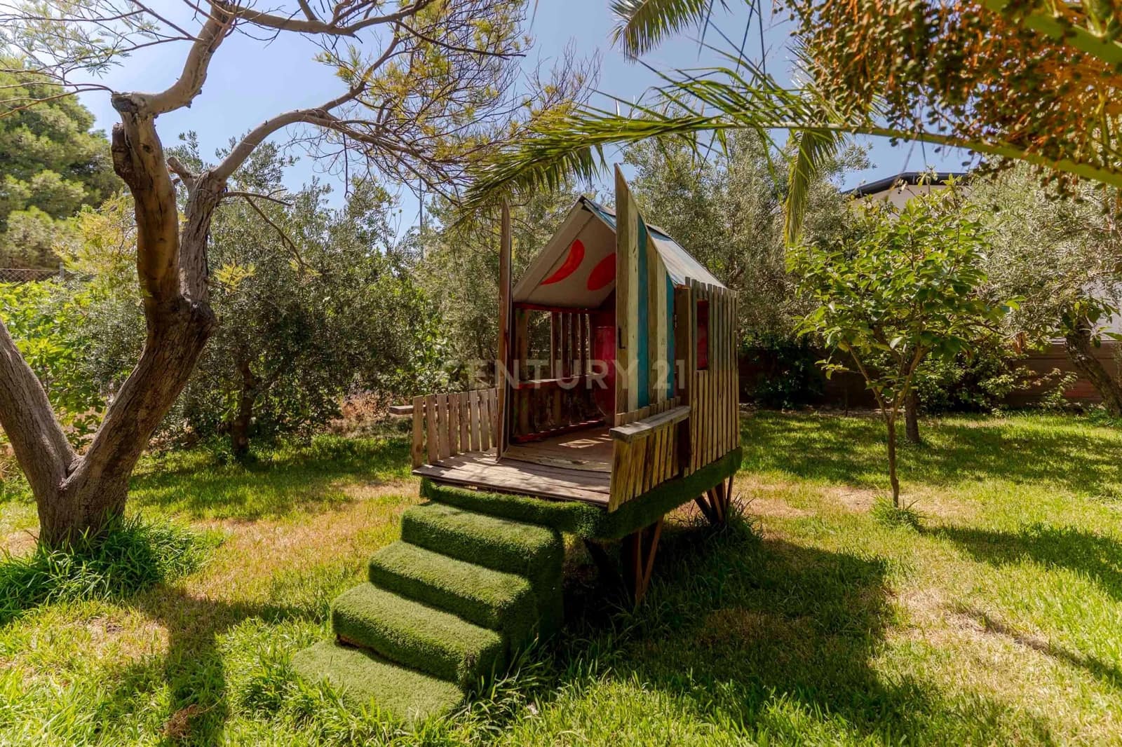 30 bedroom Finca/Country House for sale in Gojar - € 970,000 (Ref: 9289739)