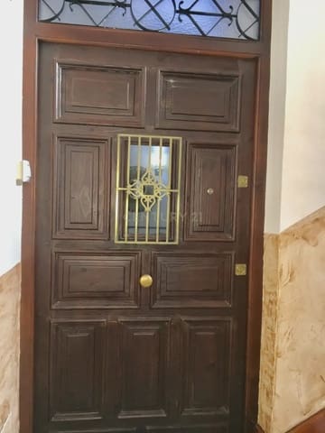 Lejlighed til salg i Centro - Sagrario, Granada by - € 1.100.000 (Ref: 9289740)