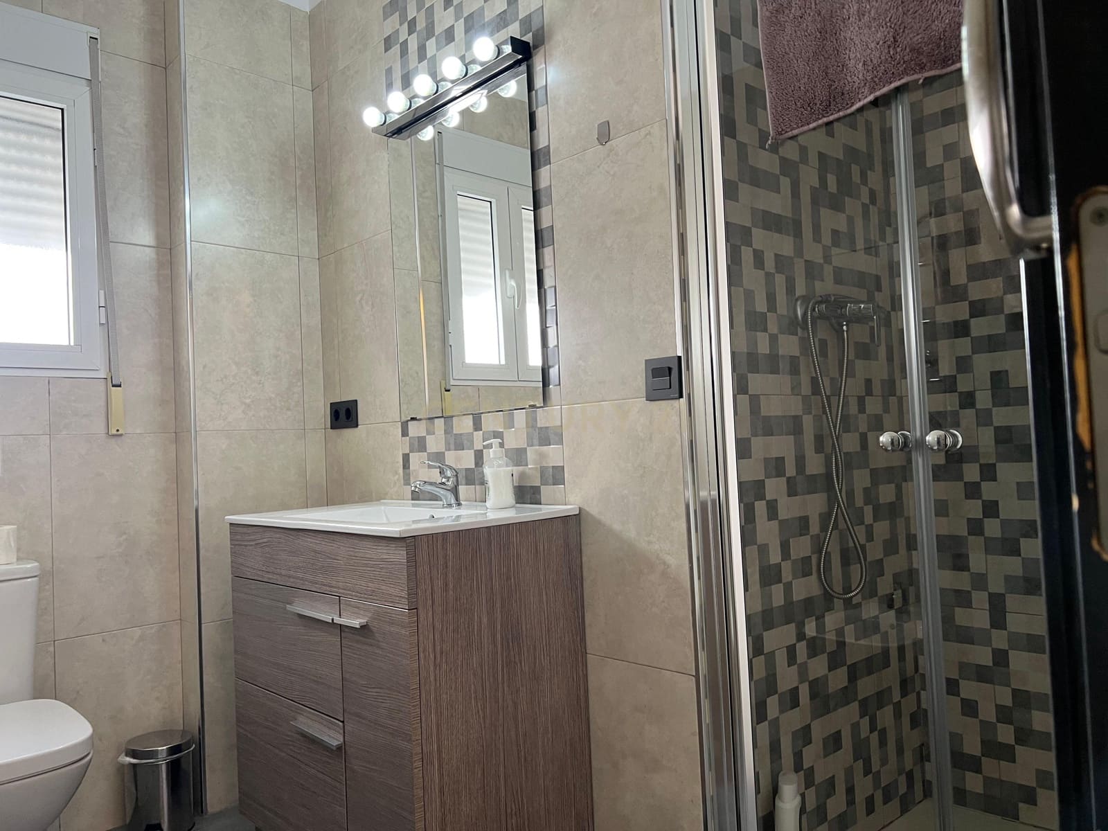 Leilighet til salgs i Granada by - € 1 100 000 (Ref: 9289740)