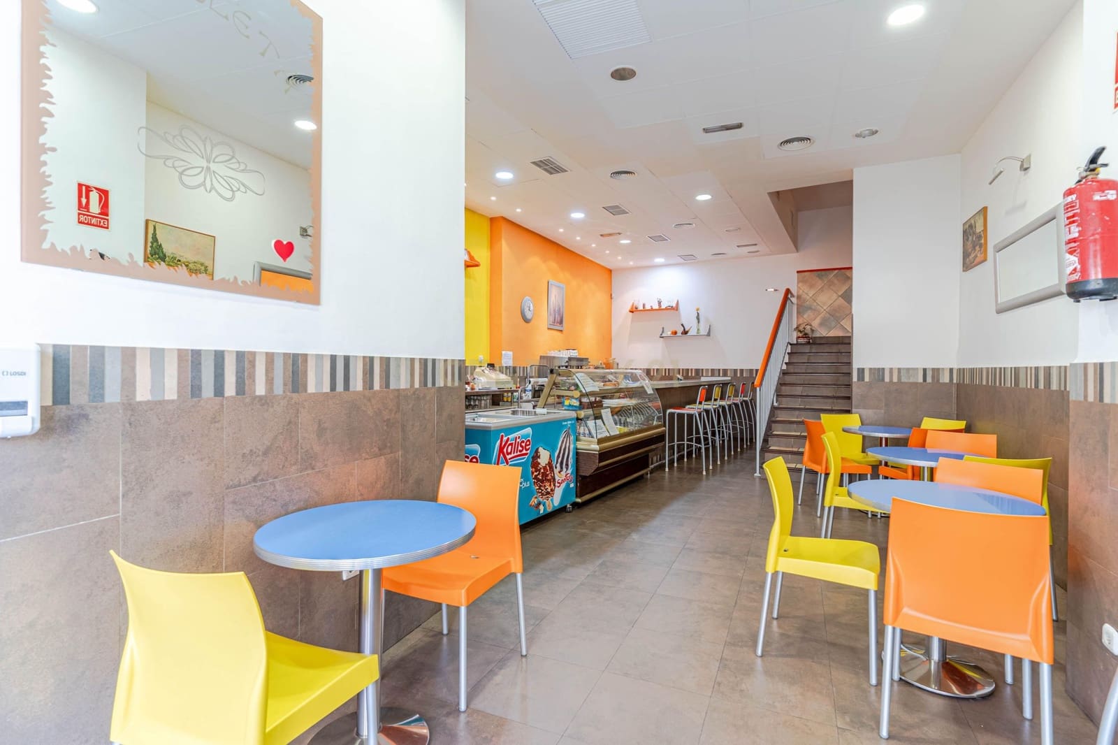 Commercial for sale in Las Gabias - € 99,900 (Ref: 9289822)