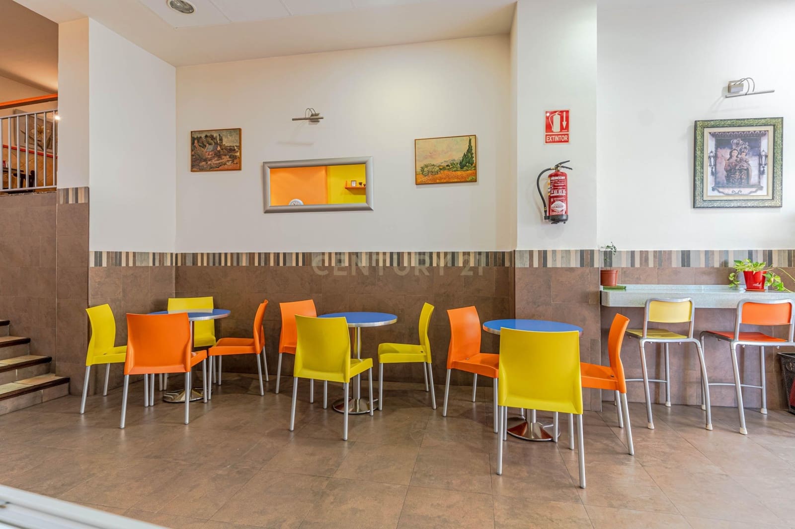 Commercial for sale in Las Gabias - € 99,900 (Ref: 9289822)