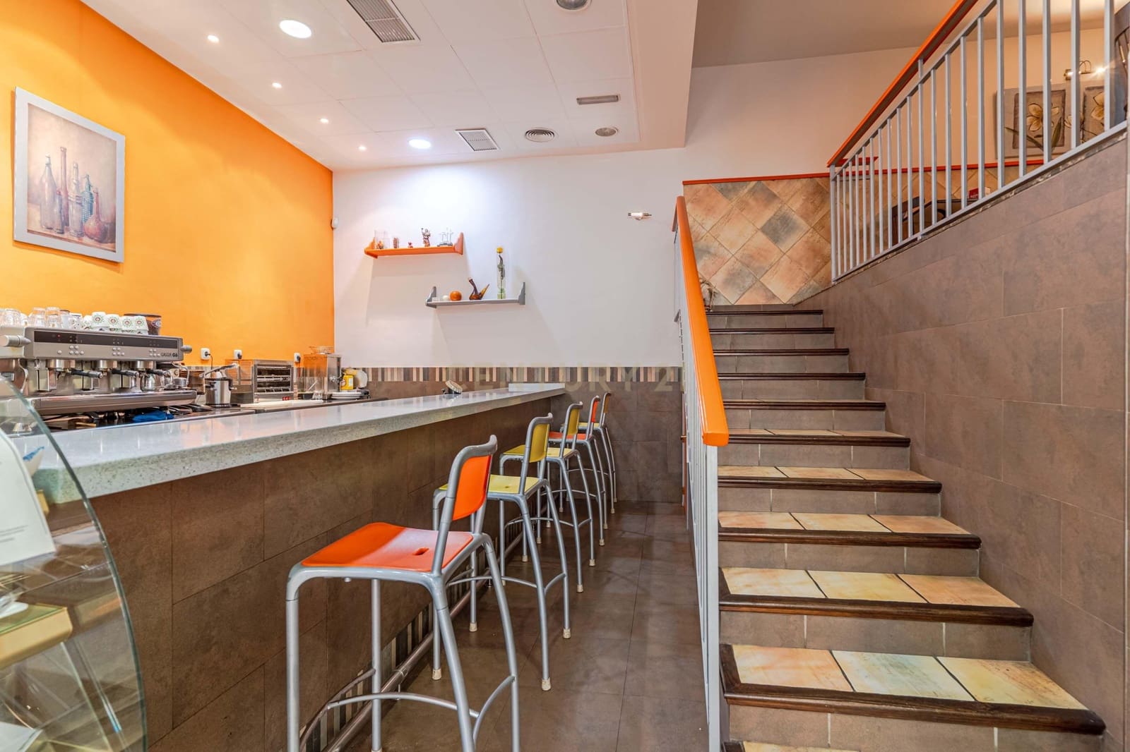 Commercial for sale in Las Gabias - € 99,900 (Ref: 9289822)