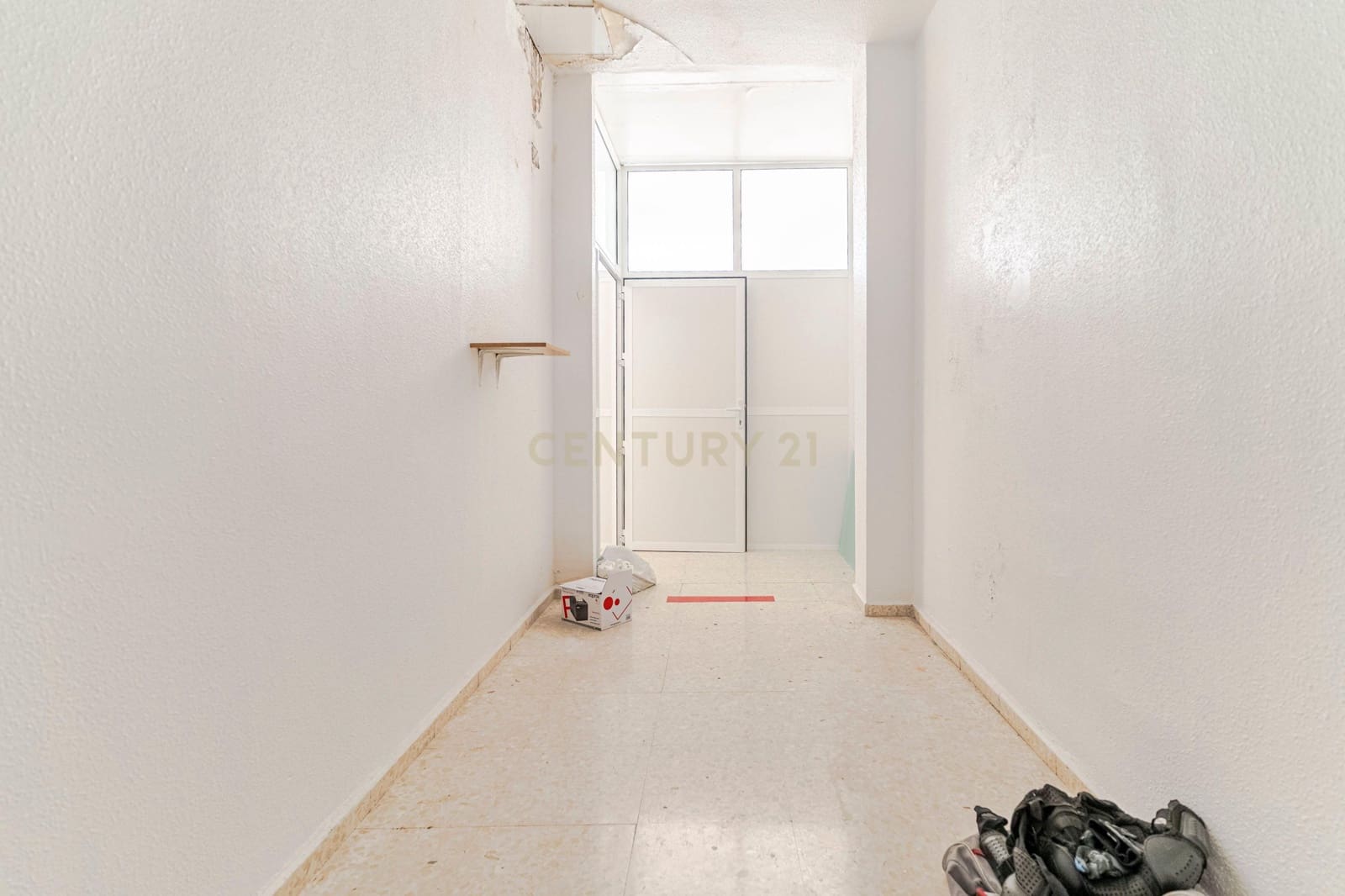 Commercieel te koop in Pinos Puente - € 89.000 (Ref: 9289823)