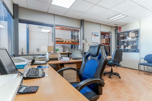 Erhverv til salg i El Ingenio, Almería by - € 725.000 (Ref: 9289827)