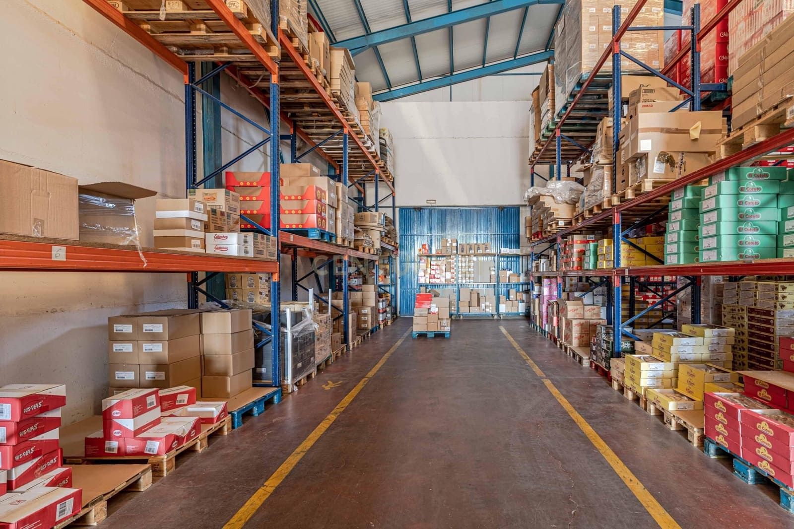 Commercial for sale in Almeria city - € 725,000 (Ref: 9289827)