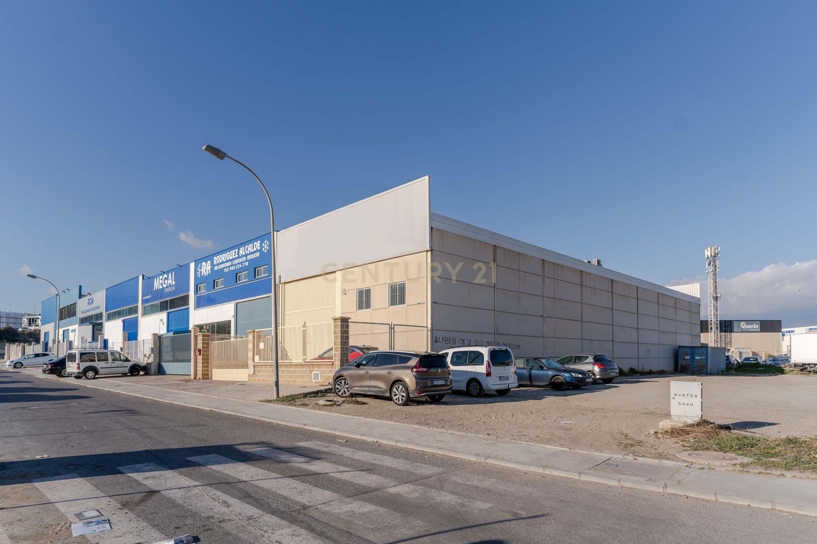 Commercial for sale in Almeria city - € 725,000 (Ref: 9289827)