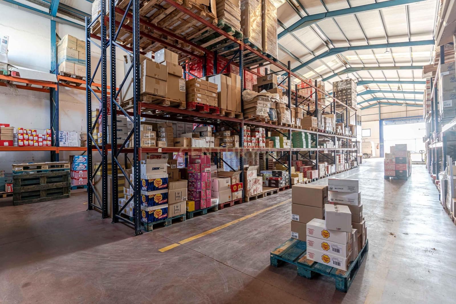 Commercial for sale in Almeria city - € 725,000 (Ref: 9289827)