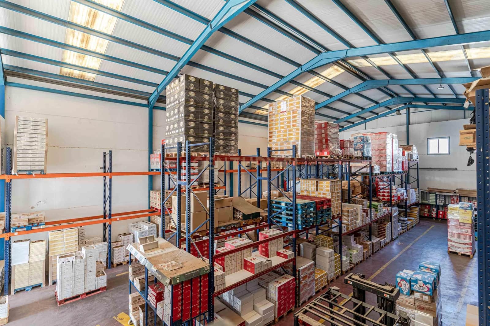 Commercial for sale in Almeria city - € 725,000 (Ref: 9289827)