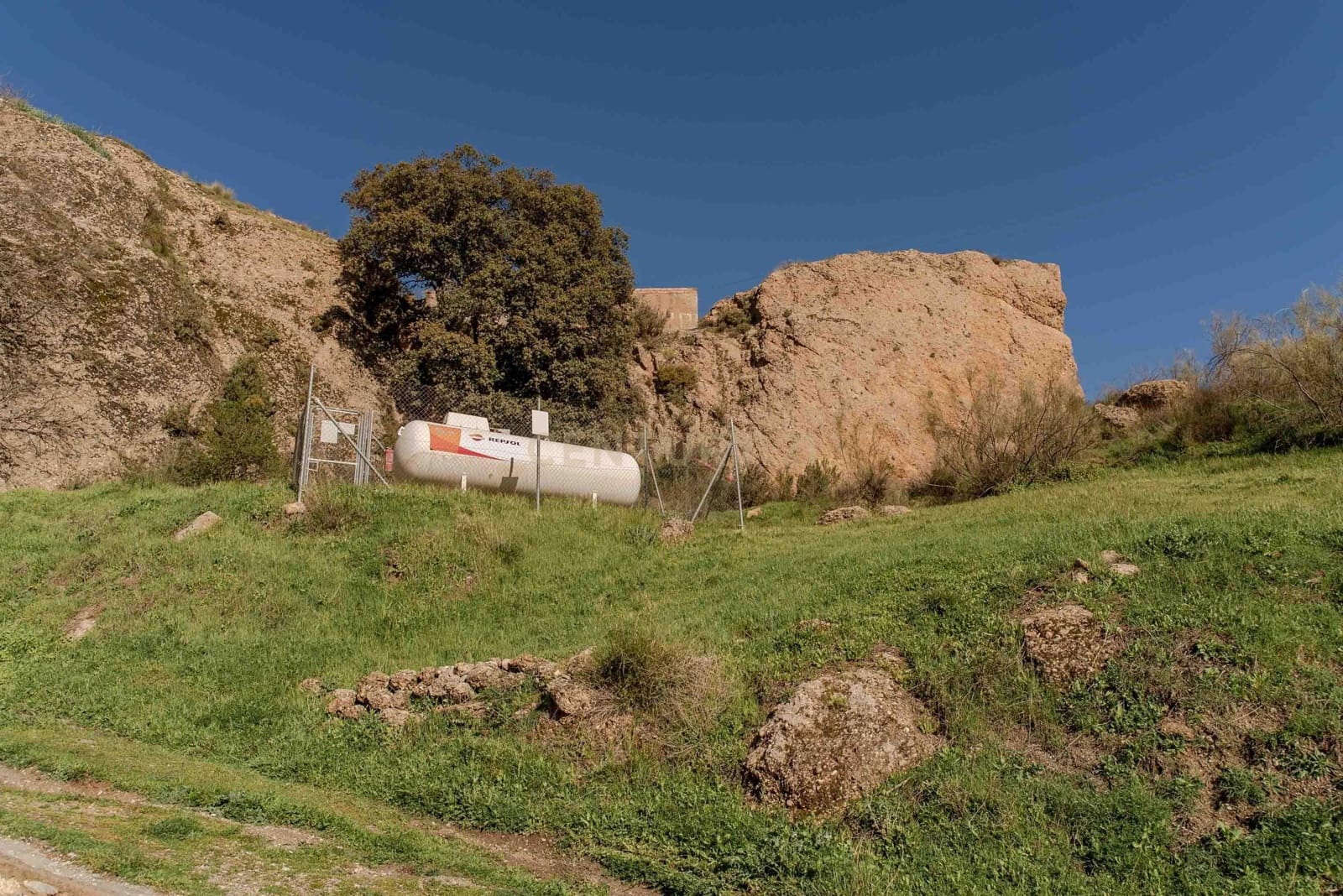 Hotel til salg i Guejar Sierra - € 1.500.000 (Ref: 9289829)