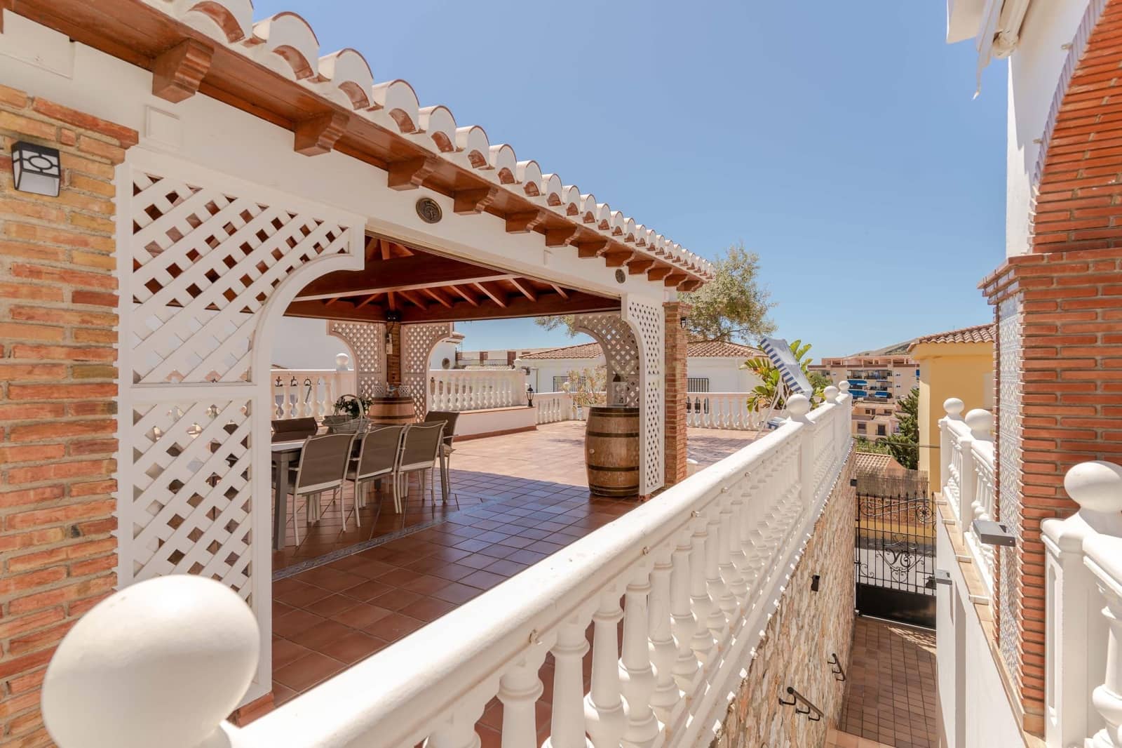 4 soveværelse Villa til salg i Motril - € 900.000 (Ref: 9289830)