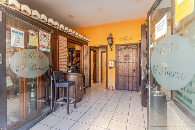 Kommersiell till salu i Gualchos - 700 000 € (Ref: 9289831)