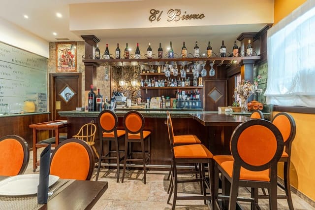 Kommersiell till salu i Gualchos - 700 000 € (Ref: 9289831)