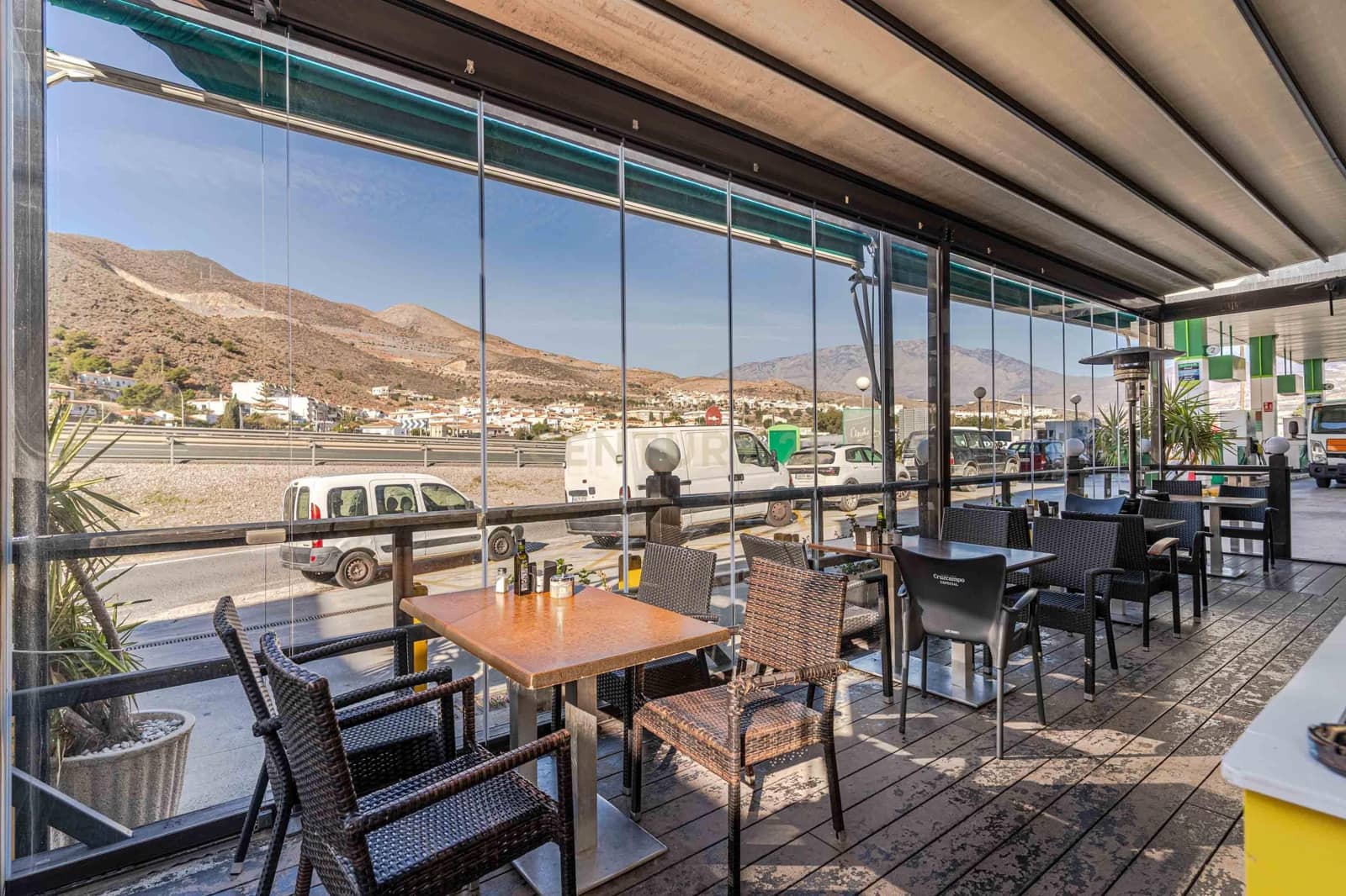 Erhverv til salg i Gualchos - € 700.000 (Ref: 9289831)