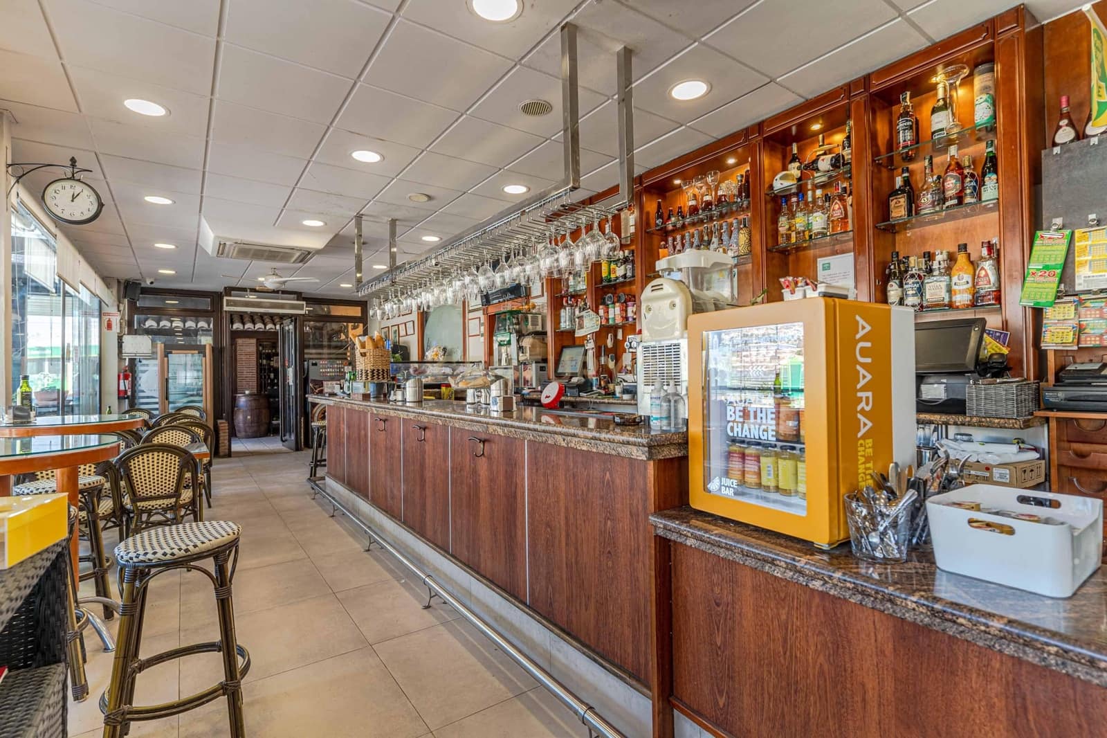 Erhverv til salg i Gualchos - € 700.000 (Ref: 9289831)