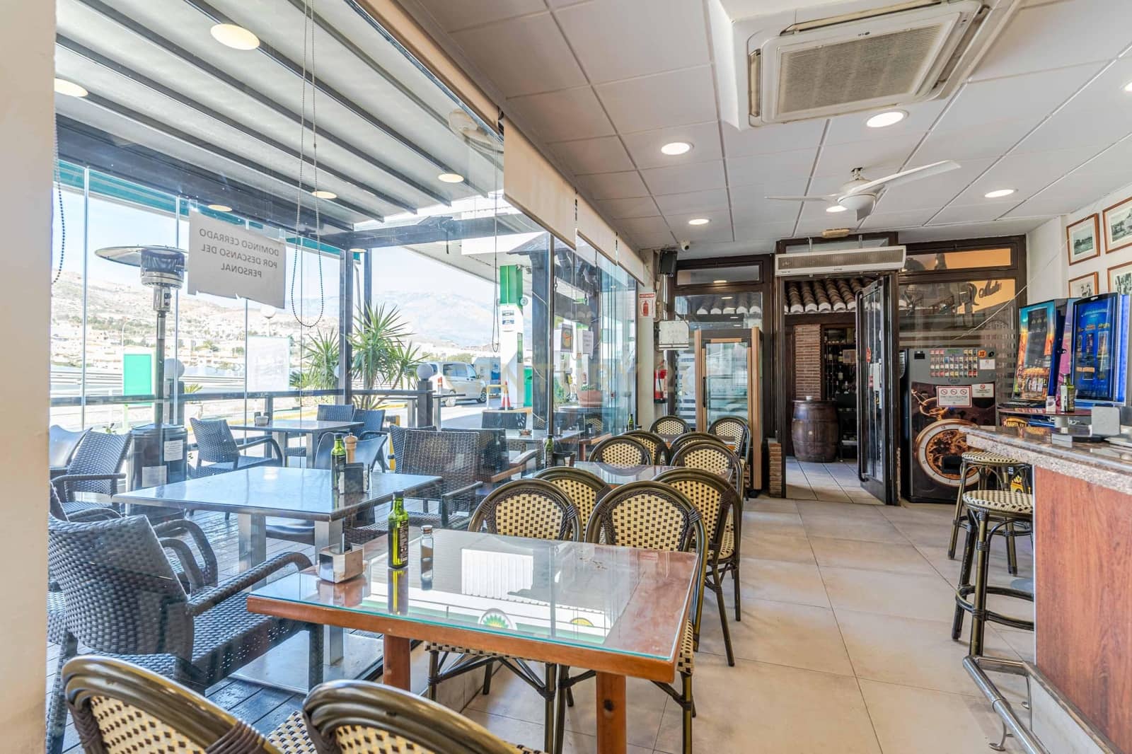 Erhverv til salg i Gualchos - € 700.000 (Ref: 9289831)