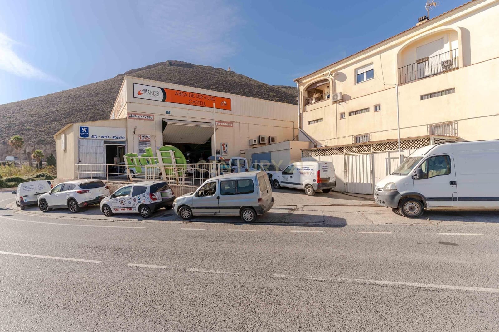 Erhverv til salg i Gualchos - € 700.000 (Ref: 9289831)