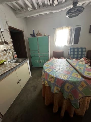 4 soveværelse Byhus til salg i Pórtugos - € 56.000 (Ref: 9289840)