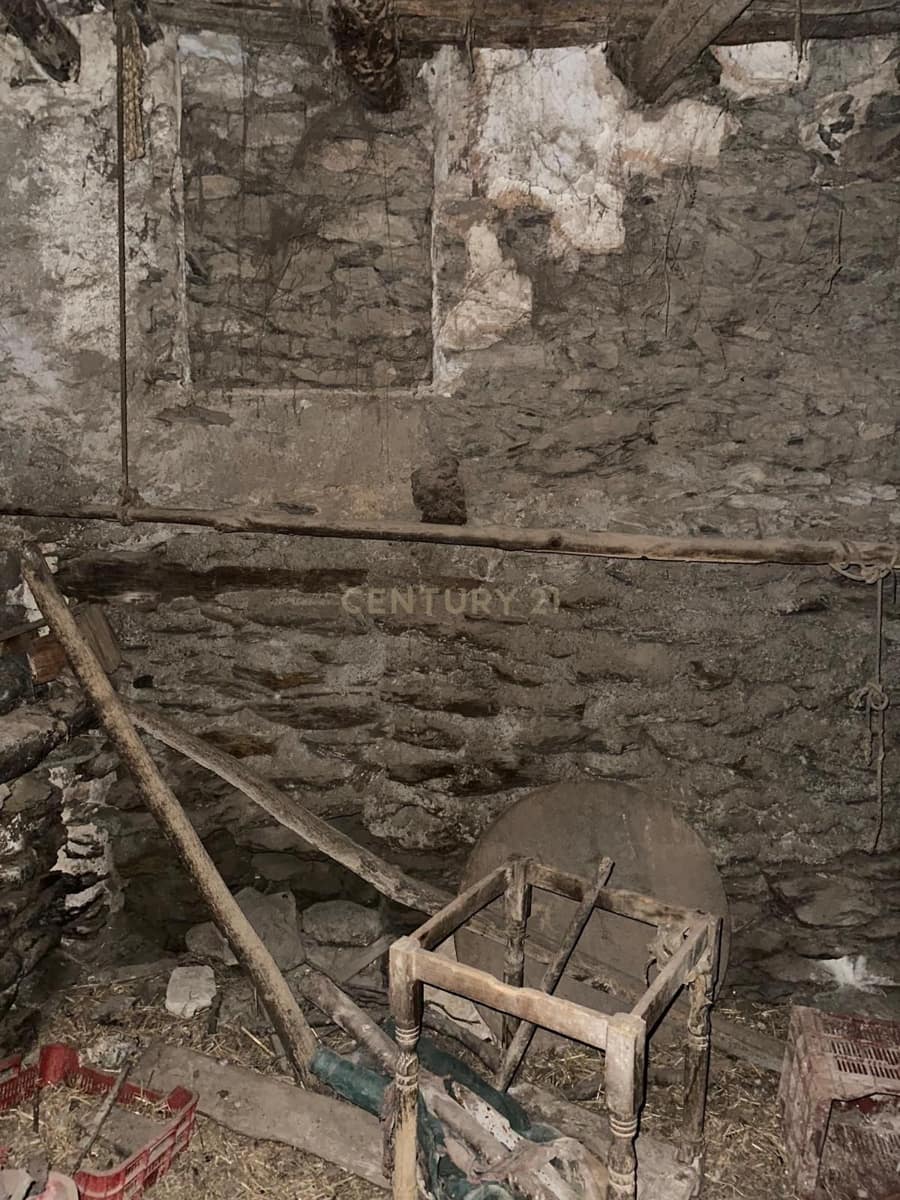 4 sypialnia Dom na sprzedaż w Portugos - 56 000 € (Ref: 9289840)