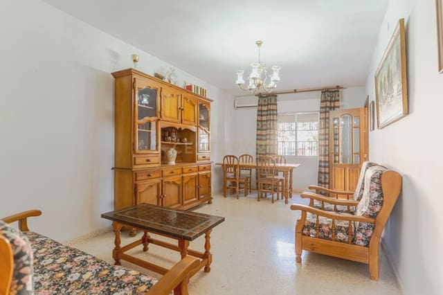 4 soveværelse Villa til salg i Moclín med swimmingpool - € 185.000 (Ref: 9289842)