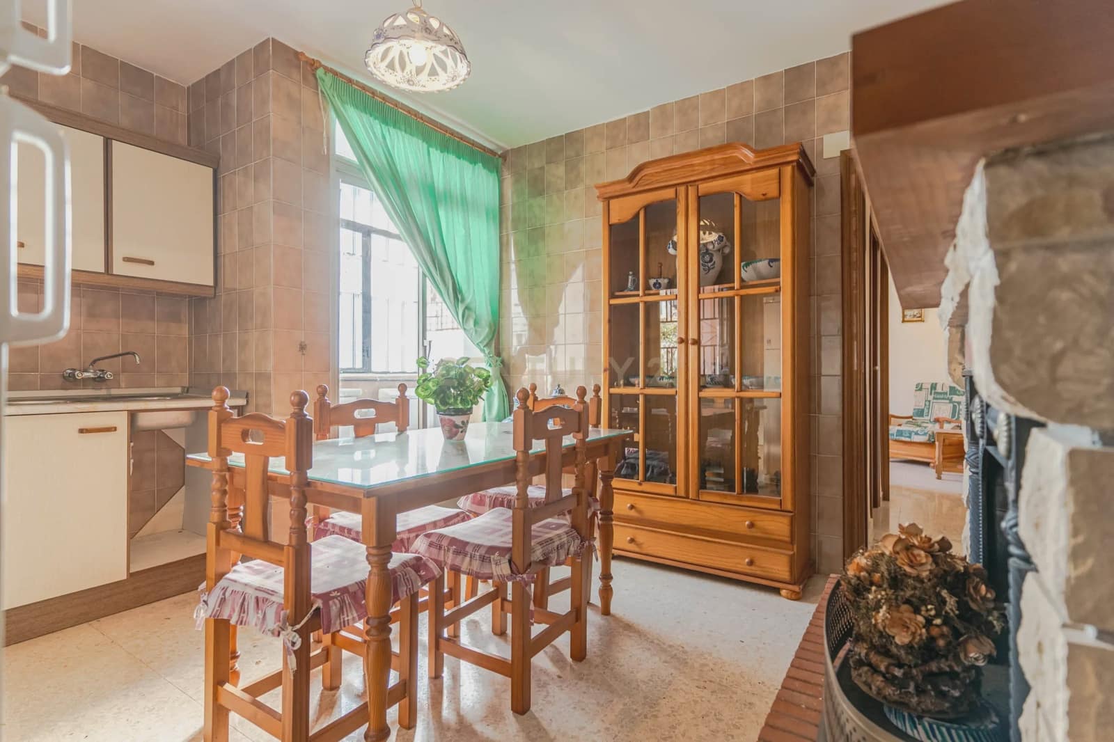 4 soveværelse Villa til salg i Moclin med swimmingpool - € 185.000 (Ref: 9289842)