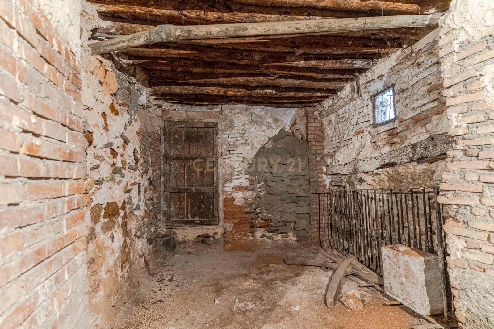 2 soveværelse Byhus til salg i Lanjaron - € 60.000 (Ref: 9289843)