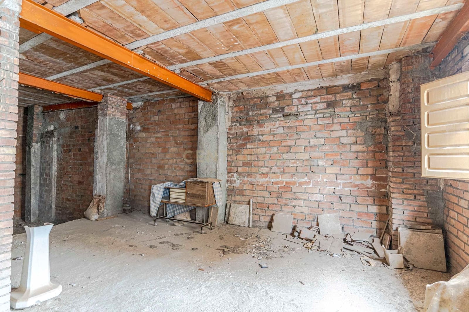 2 soveværelse Byhus til salg i Lanjaron - € 60.000 (Ref: 9289843)