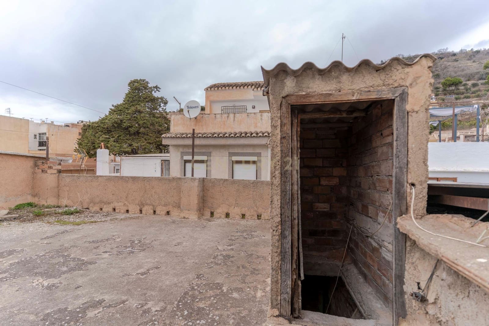 2 soveværelse Byhus til salg i Lanjaron - € 60.000 (Ref: 9289843)