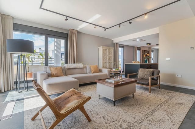 1 soveværelse Penthouse til salg i Motril med swimmingpool garage - € 480.000 (Ref: 9289844)