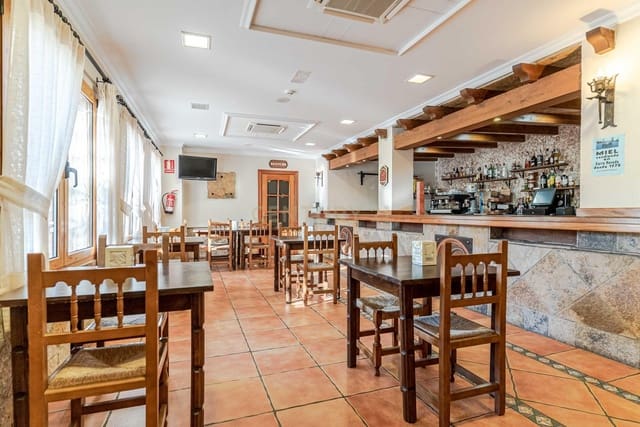Hotel til salg i Güéjar Sierra - € 1.500.000 (Ref: 9289846)