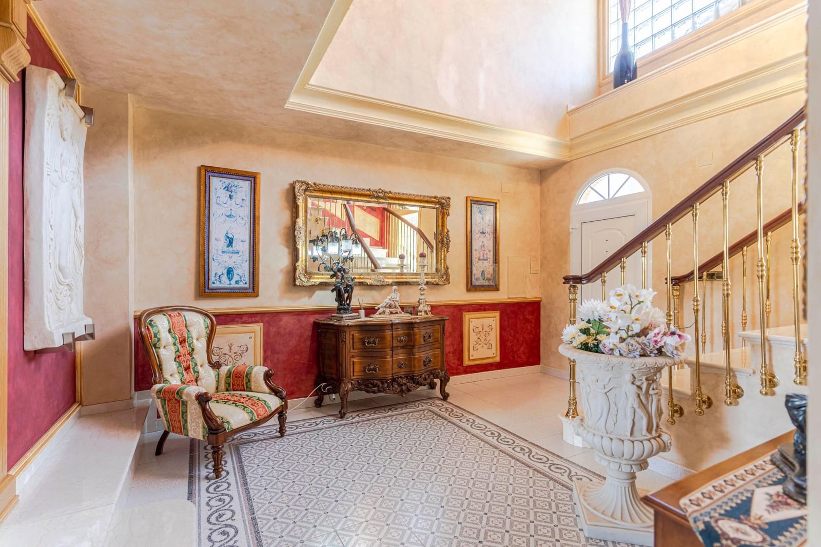 7 sovrum Villa till salu i Gojar med garage - 660 000 € (Ref: 9289847)