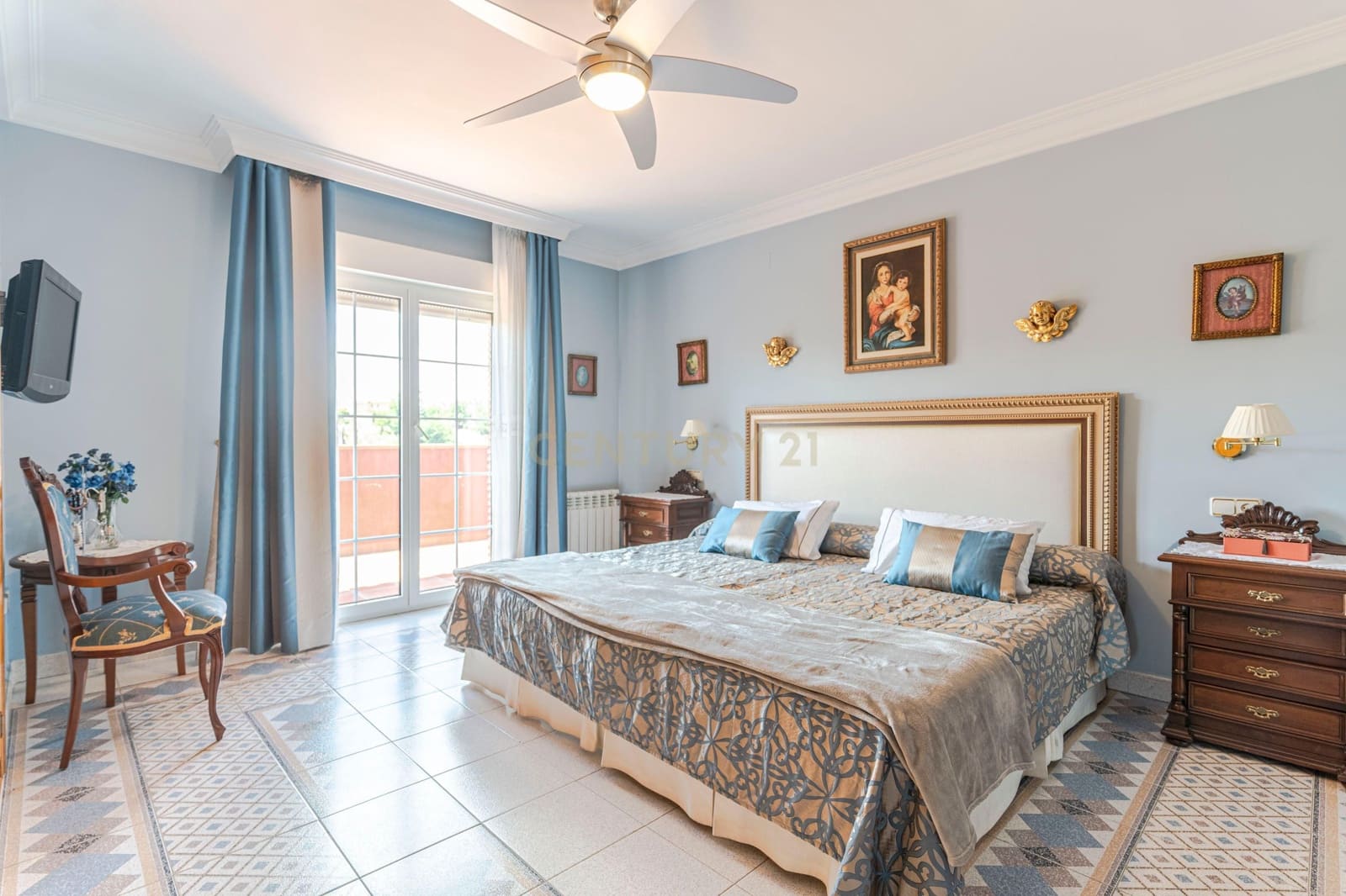 7 sovrum Villa till salu i Gojar med garage - 660 000 € (Ref: 9289847)