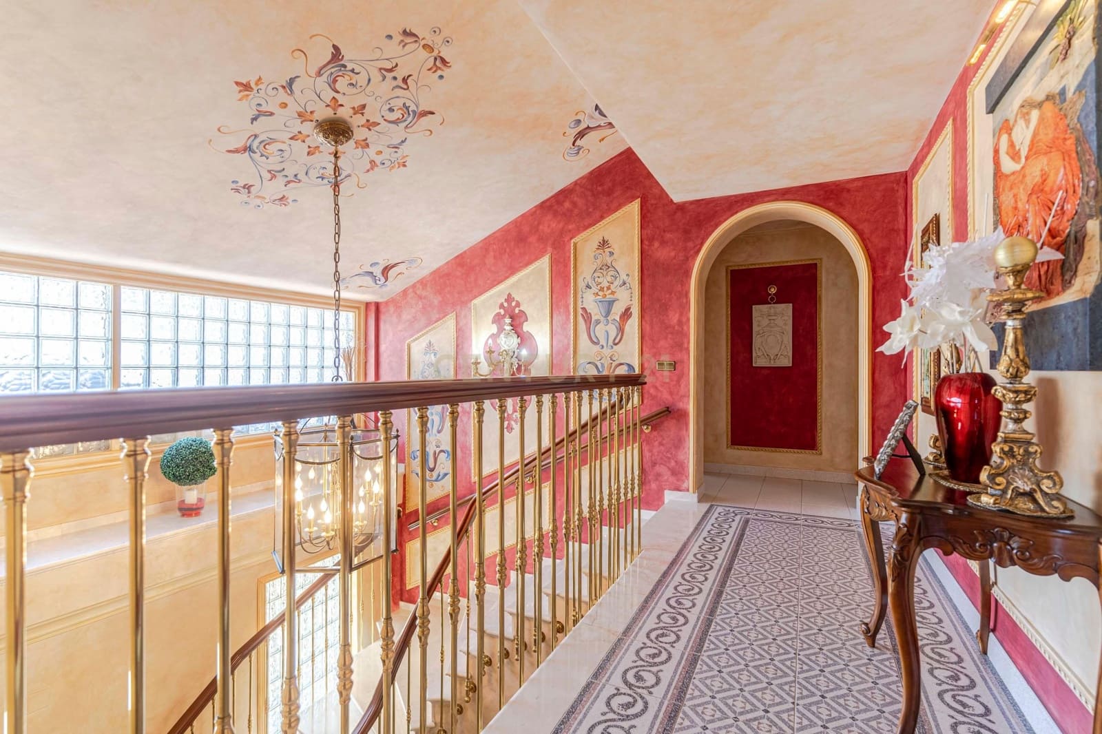 7 sovrum Villa till salu i Gojar med garage - 660 000 € (Ref: 9289847)