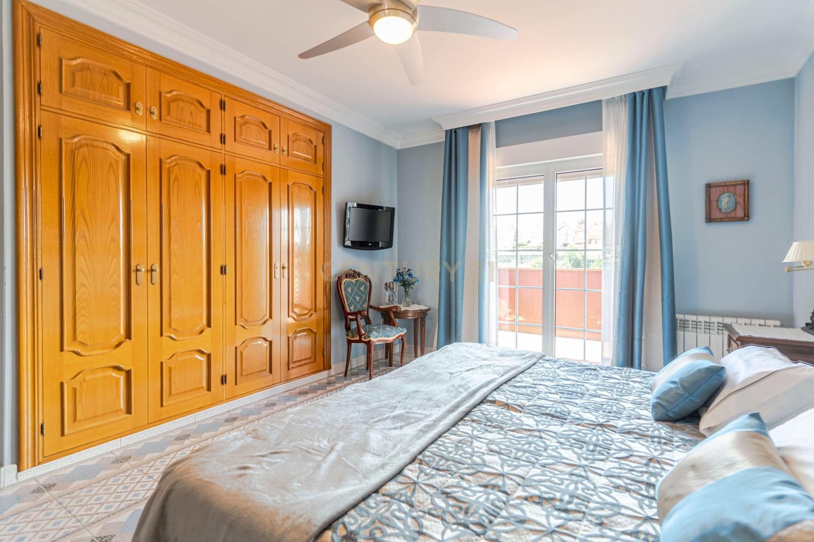 7 sovrum Villa till salu i Gojar med garage - 660 000 € (Ref: 9289847)