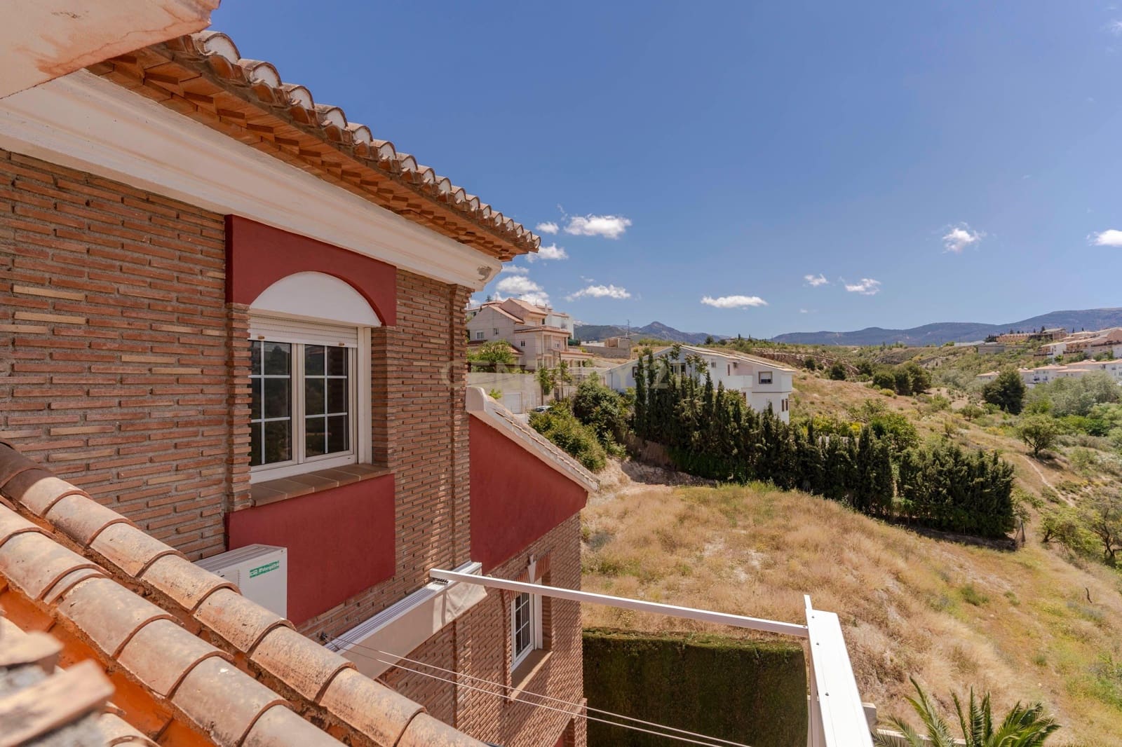 7 sovrum Villa till salu i Gojar med garage - 660 000 € (Ref: 9289847)