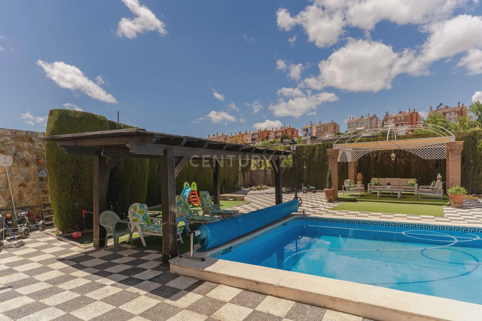 7 sovrum Villa till salu i Gojar med garage - 660 000 € (Ref: 9289847)