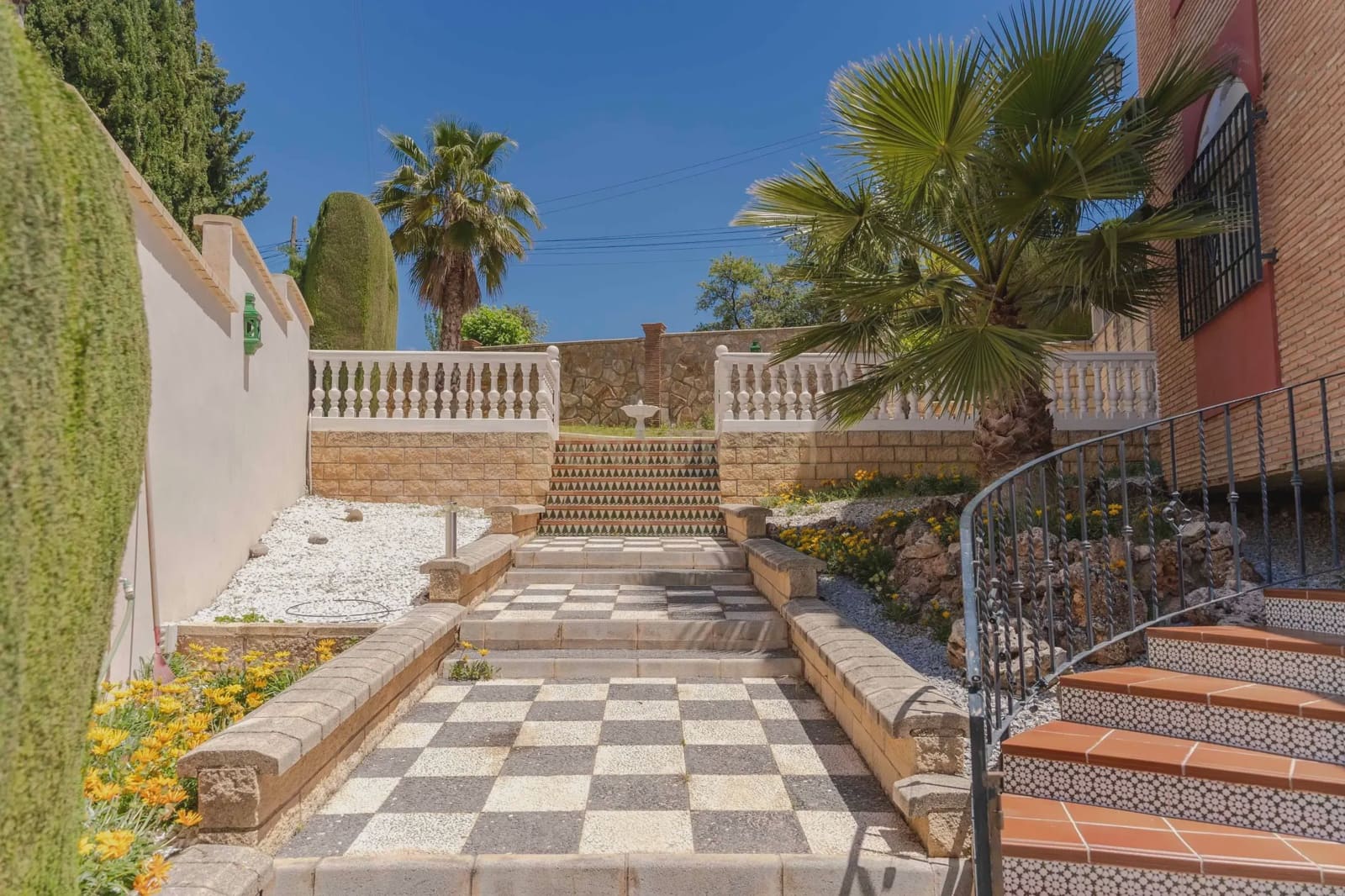 7 sovrum Villa till salu i Gojar med garage - 660 000 € (Ref: 9289847)