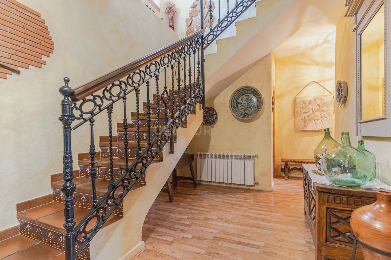 7 sovrum Villa till salu i Gojar med garage - 660 000 € (Ref: 9289847)