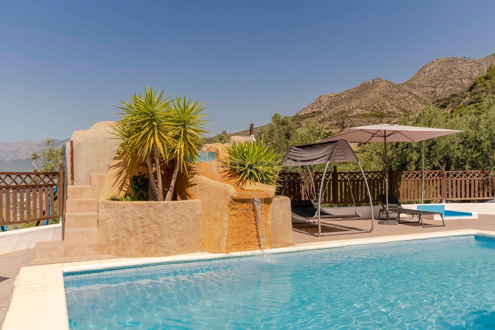 10 soverom Finca/Herregård til salgs i Itrabo med garasje - € 495 000 (Ref: 9289850)