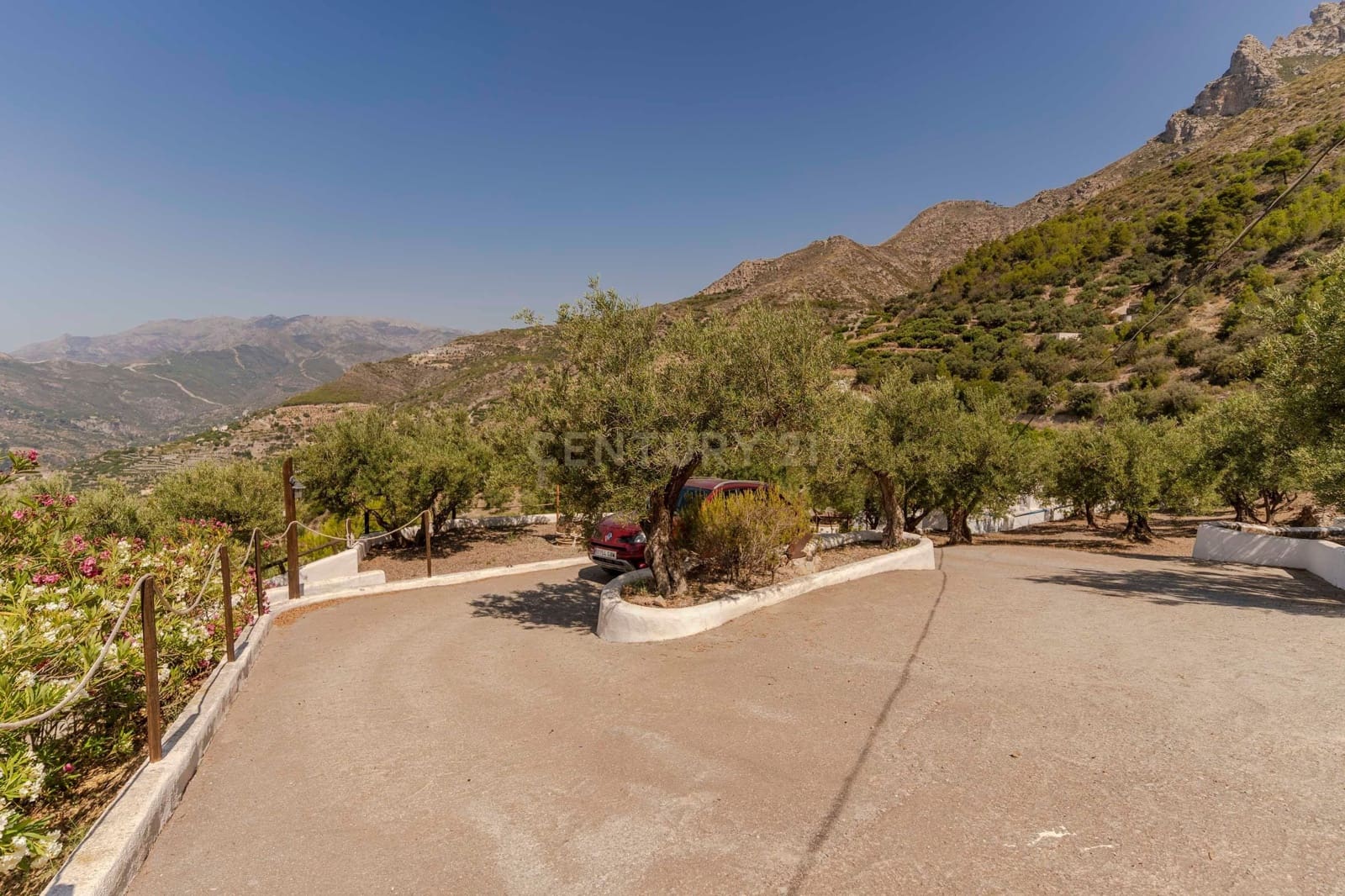 10 soverom Finca/Herregård til salgs i Itrabo med garasje - € 495 000 (Ref: 9289850)