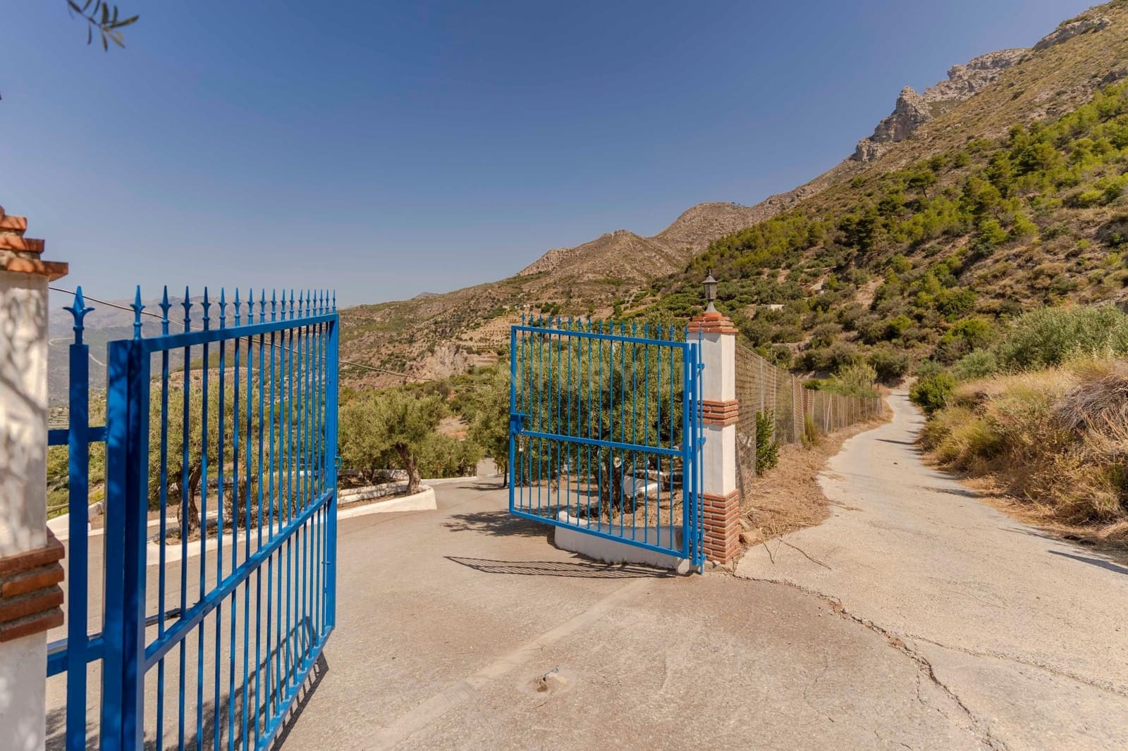 10 soverom Finca/Herregård til salgs i Itrabo med garasje - € 495 000 (Ref: 9289850)