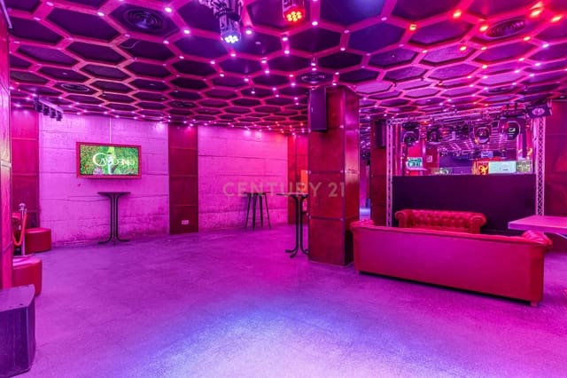 Erhverv til salg i San Matías - Realejo, Granada by - € 1.200.000 (Ref: 9293614)