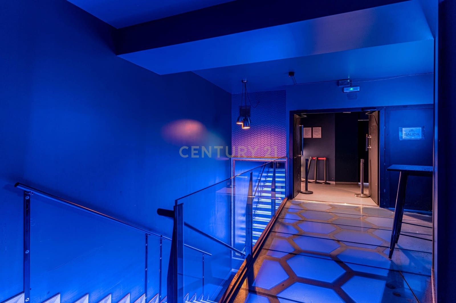 Erhverv til salg i Granada by - € 1.200.000 (Ref: 9293614)