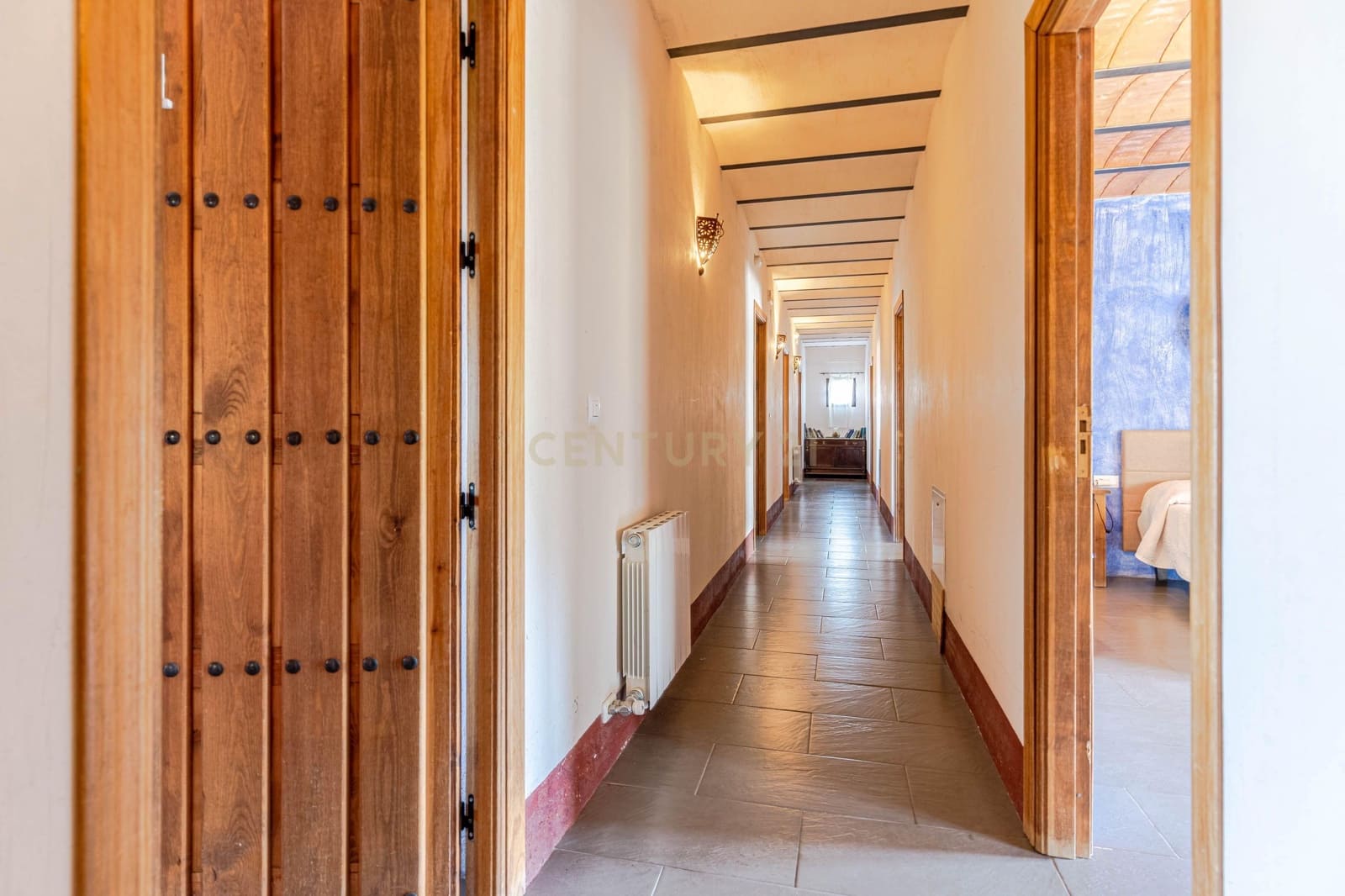 15 sypialnia Hotel na sprzedaż w Pinos Genil z garażem - 999 000 € (Ref: 9293615)